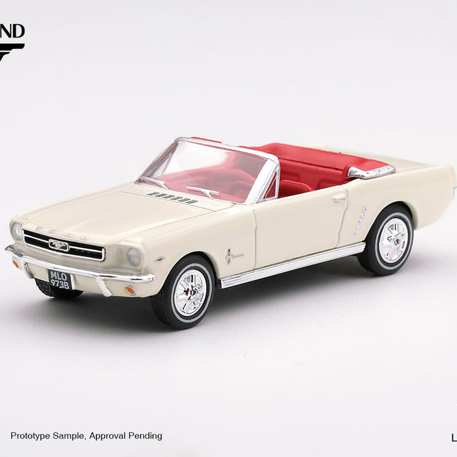 [Pre-Order]  1/64 Mini GT Ford Mustang convertible 1964  “Goldfinger”   （10.5）