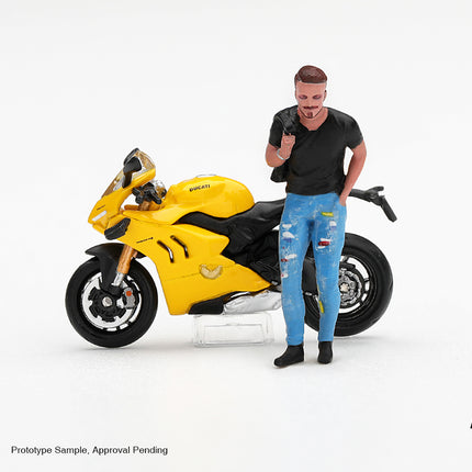 [Pre-Order]  1/64 Mini GT Ducati Panigale V4 S Giallo w/ figure（10.26）